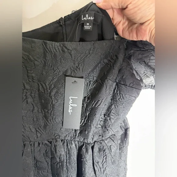 Lulus NWT Adorable Mood” Black Floral Jacquard Puff Sleeve Babydoll Dress Medium - Picture 4 of 14